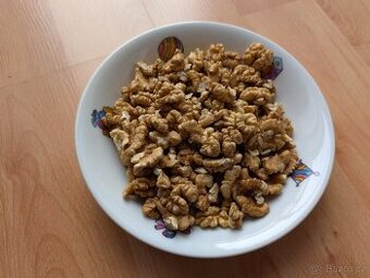 Vlašské ořechy loupané