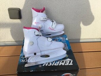 Rostoucí dívčí lední brusle 33 -36