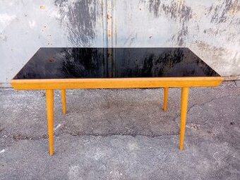 Retro konferenční stolek