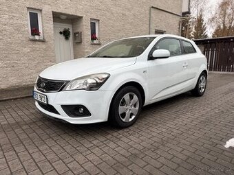 KIA PRO CEED 1,4 CVVT 66kW,NAVI,KLIMA,ROZVODY