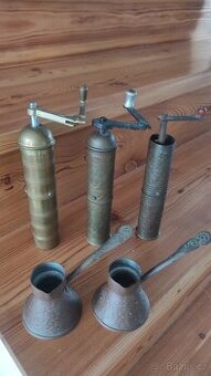 Staré mlýnky na kávu