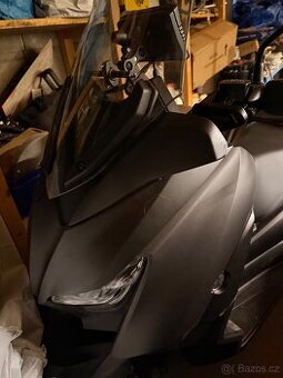 Yamaha X-Max 125