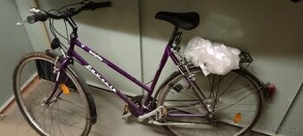 Dámské kolo Favorit