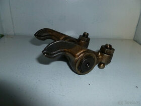 Vahadla ventilů na MULTICAR 22