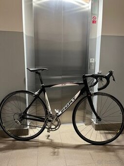 silniční kolo FORT RO.SLC – Karbon, top stav