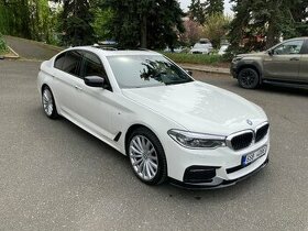 BMW Řada 5 G30 M-paket 540i 250kW Xdrive ČR DPH Šíbr Tažné