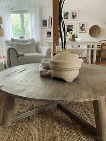 Stůl ze starého jílmového dřeva