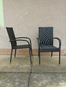 Ratanové židle dvě