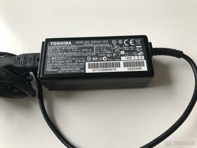Originální 45W AC Adaptér Nabíječka Toshiba PA5044U-1ACA