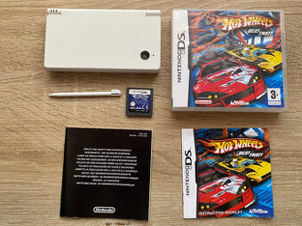 Nintendo DSi v bílé barvě - 1