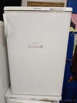 Šuplíkový mrazák Electrolux EU 6321 T