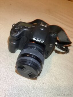 SONY Alpha SLT-A68 + 18-55 mm II - výborný stav