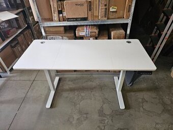 NOVÝ ELEKTRICKÝ VÝŠKOVĚ NASTAVITELNÝ PC STŮL - 4x paměť výšk
