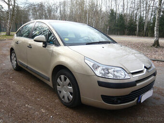 1.majitel najeto 57.000km.motor 1.4 16 v.bezvadný stav