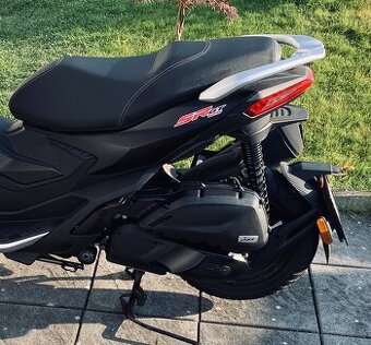 Aprilia sr 125 gt