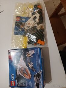 stavebnici Lego City 60224 - Údržba vesmírné družice