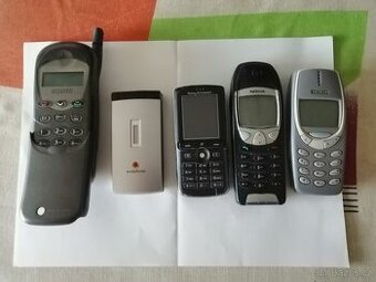 Staré mobily