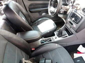 Loketní opěrka na ford focus II facelift