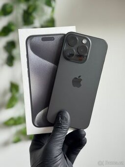 iPhone 15 Pro 512GB černý - 1