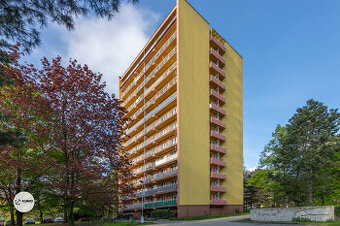 Bytová jednotka 3+1, 68 m2, lodžie a balkón, ul. Josefa Suka
