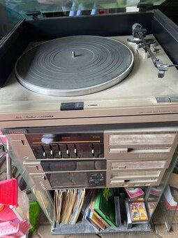 Sestava Fisher stereo celá