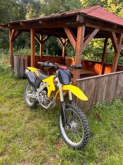 Suzuki rmz 250