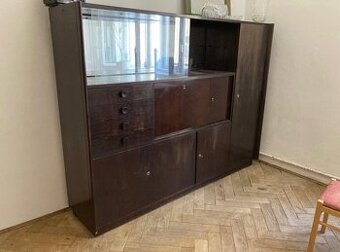 Skříně z 50.let
