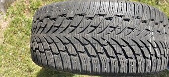 Zimní pneumatiky NOKIAN 275/45 R 20, WR SUV4
