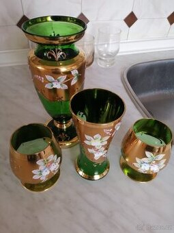 Retro zelená váza + 3 skleničky — ručně malované, zlacení, d