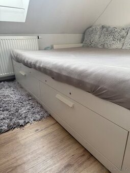 Rozkládací postel ikea