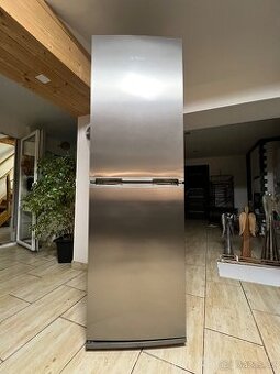 Lednice s mrazákem Romo