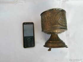 Starožitný pohár, váza, nádoba za 500 kč včetně zaslání