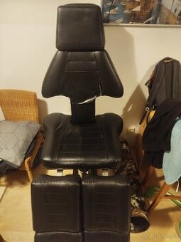 Hydraulické polohovací tetovací křeslo