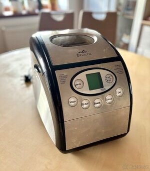 Domácí pekárna Eta Delicca