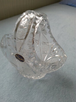 Skleněný košíček