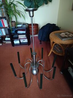 Starožitnostny lustr