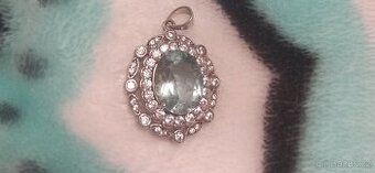 Prodám nový stribrny přívěsek