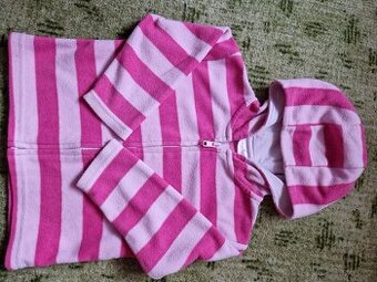 Mikiny 1 -1,5 roku holka