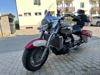 Triumph Rocket III, Touring 2.3i