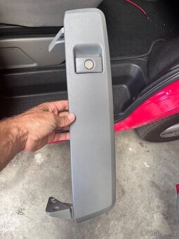 Vw T4 zamykací přihrádka