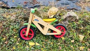 Dětské odstrkovadlo dřevěné