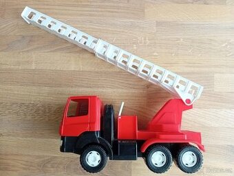 Auto hasiči, vytahovací a otáčecí žebřík