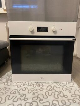 Vestavěná trouba MORA