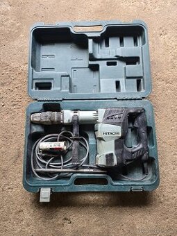 Zbyjecky Hitachi a nůžky na plech Narex