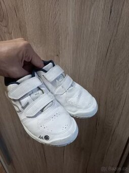 Boty na tělocvik do školy,  zn.Artengo