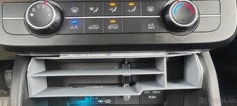 TUCSON 21 přídavný odkládací kastlík, držák MT, 3D