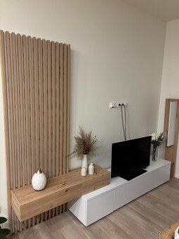 Obývací stěna s panelem