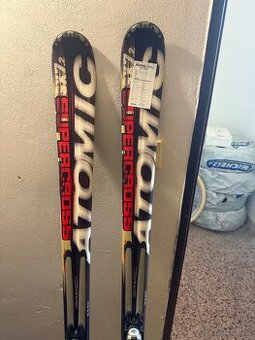 Sjezdové lyže Atomic 174cm