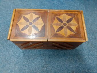 Box na šicí potřeby