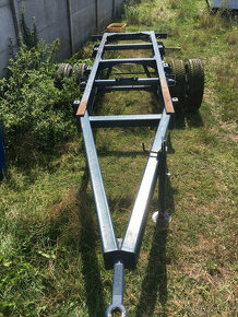 Přívěs traktorový